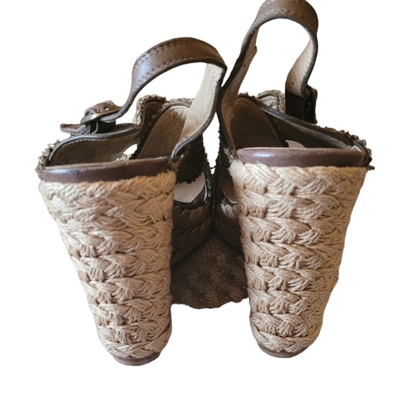 Stuart Weitzman Army Green Wedge Sandals Size 9 Summer Classic Beach - Picture 3 of 5